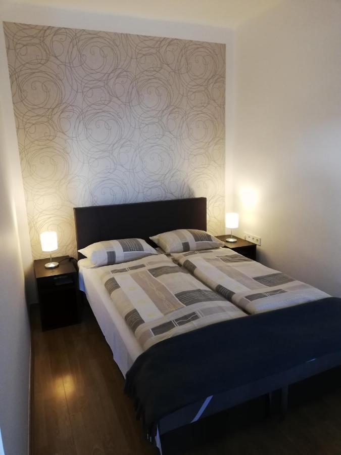 Bed and Breakfast Eden Panzió Eger Exterior foto